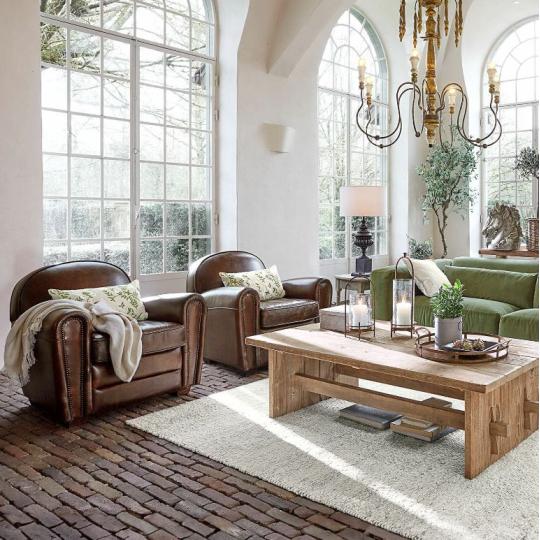 cottage loft villa kastely barna marhabor bor chesterfield borfotel fotel vintage angolos country karpitos butor szivarszoba berendezes.jpg